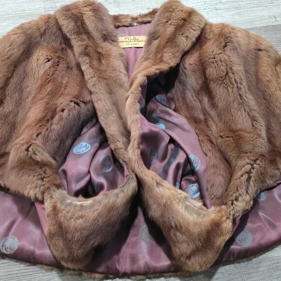 Vintage Famous Barr Co. Mink Fur Capelet Cloak Shawl Wrap w. Pockets - Picture 2 of 10